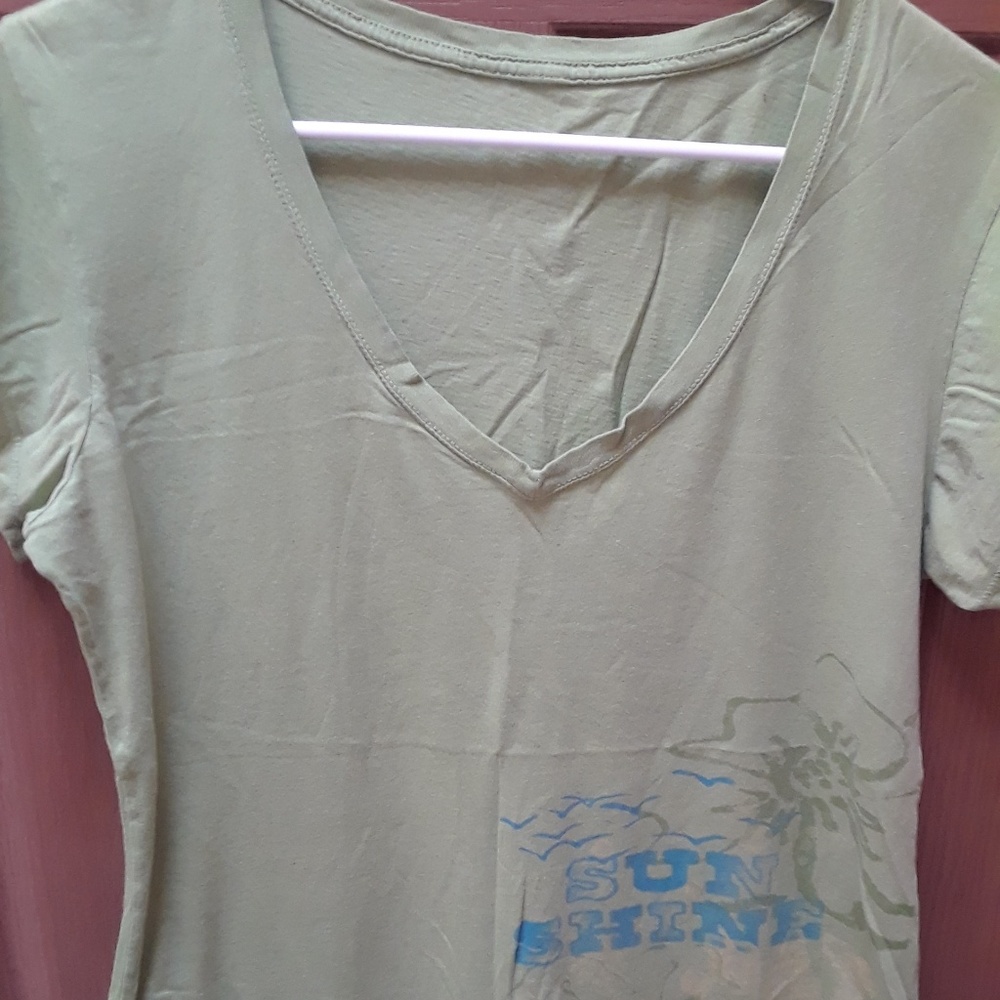 Green t shirt